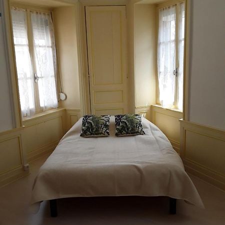 Ferienwohnung Les 3 Couronnes Granville Exterior foto